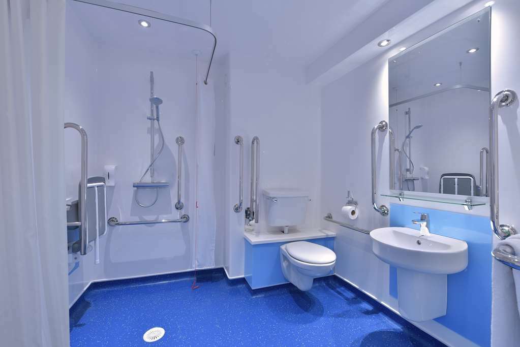 צ'ורלי Travelodge Preston Chorley חדר תמונה